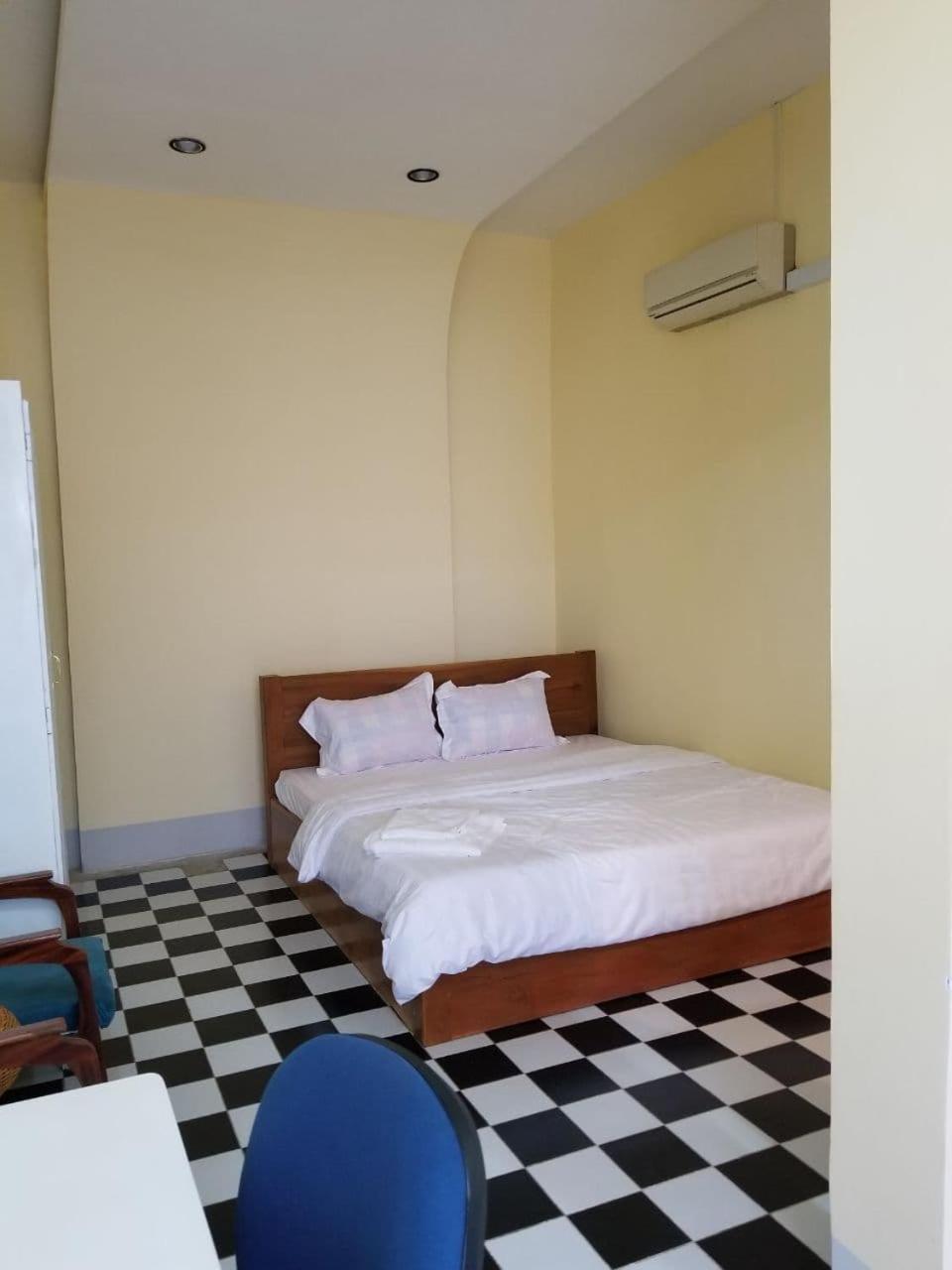 Room 7 - Studio In A Villa 5Mn Walk From The Royal Palace With Swimming Pool 金边 外观 照片